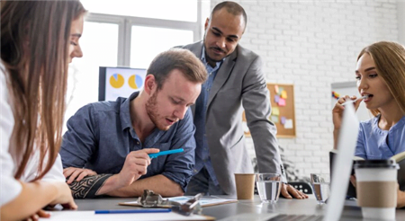 Güçlü Soru Sorma ve Düşünce Mühendisliği Eğitimi